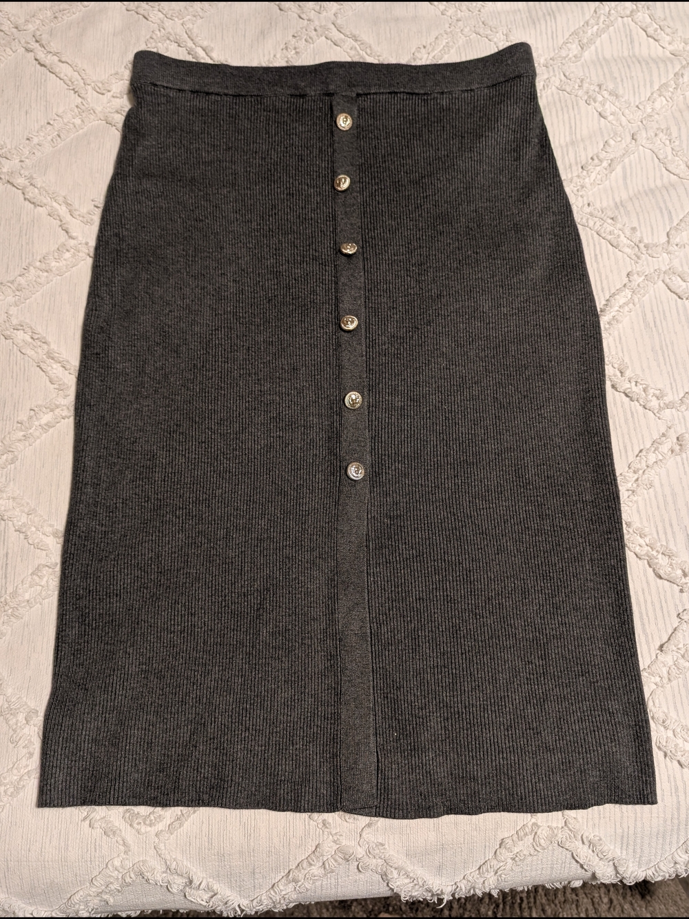 Ellen Tracy Classic Button-Front Ribbed Knit Midi Skirt in Charcoal